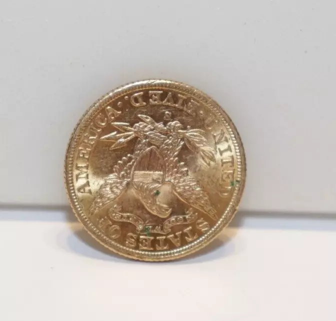 Gold-Coin-Looks-Pretty-Good-After-Minor-Verdigris-Removal.