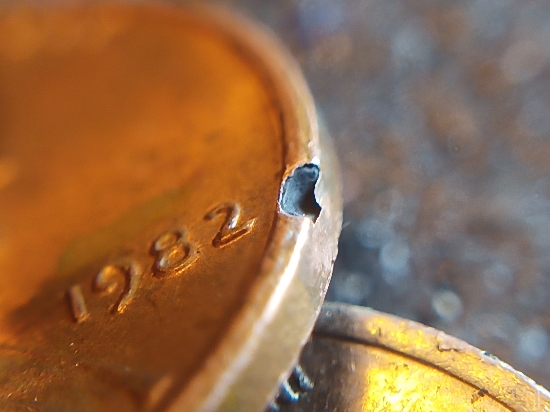 1982-Lincoln-Cent-Clipped-Planchet?
