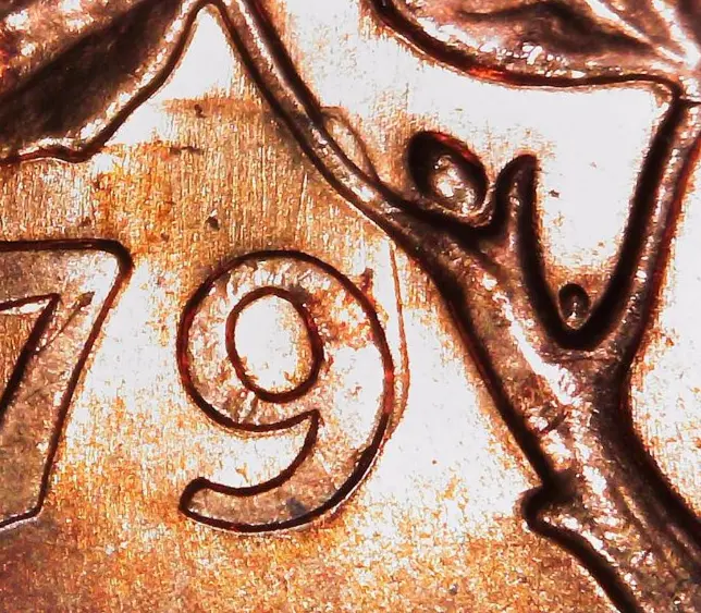 1979-Cent---DD-Hanging-9