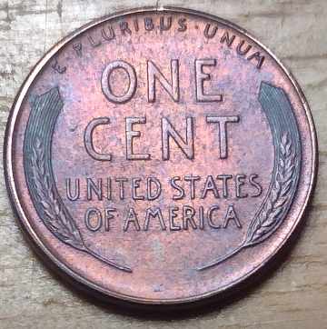 1983-Lincoln-Cent-With-Wire-In-His-Ear-And-Down-To-The-Date