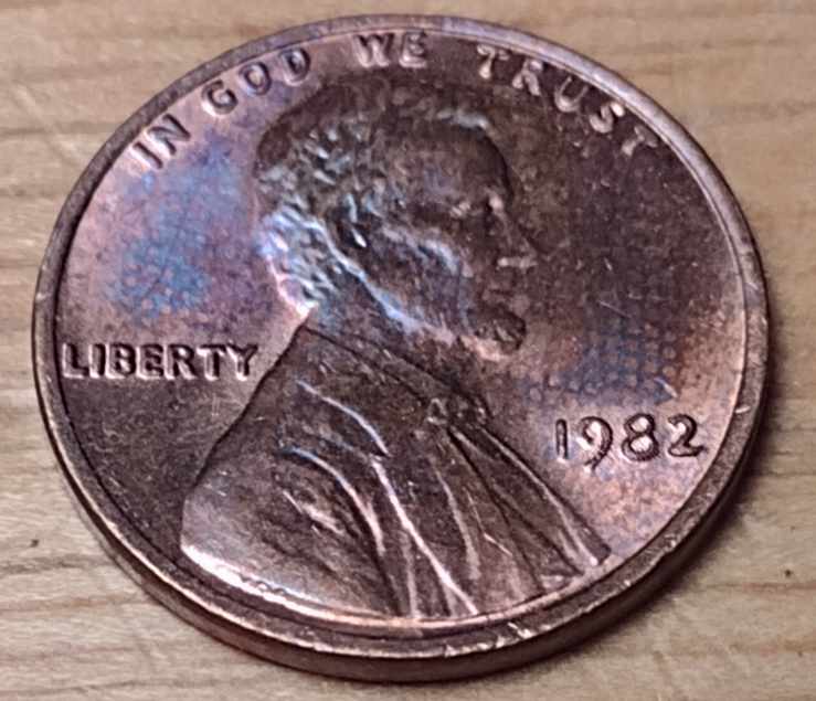 1982-Lincoln-Cent-Struck-Through-Cloth.
