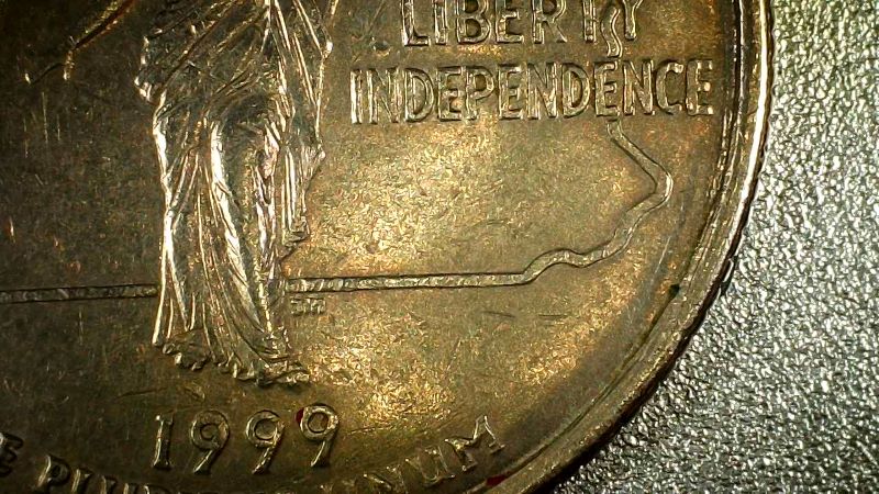 Weird-Damage-To-1999-D-Quarter-Pennsylvania