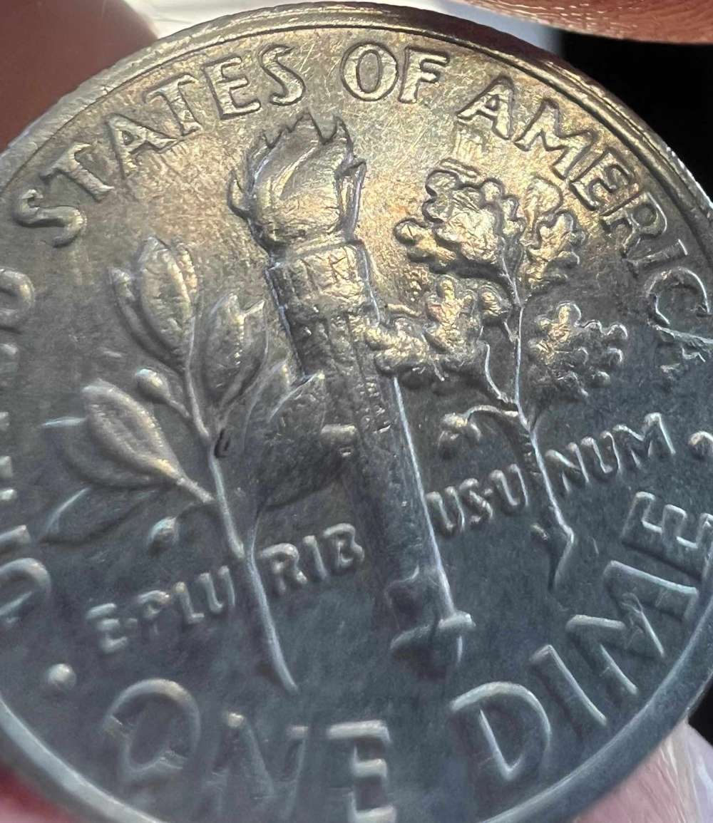 What-Is-On-The-Back-Of-This-1989-P-Dime?