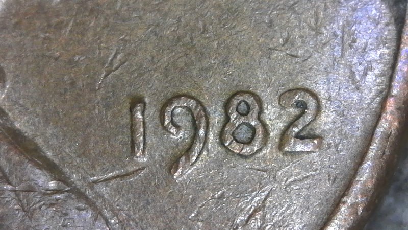 Small-1982-P-Bronze-LMC-,--Large-Obverse-Moto?