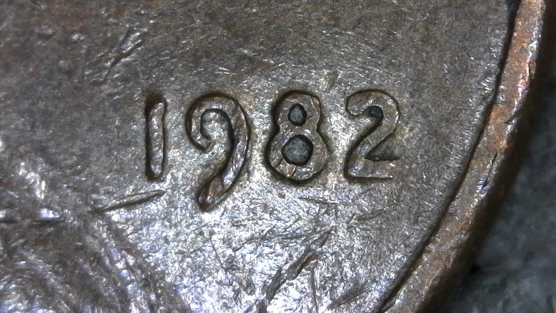 Small-1982-P-Bronze-LMC-,--Large-Obverse-Moto?