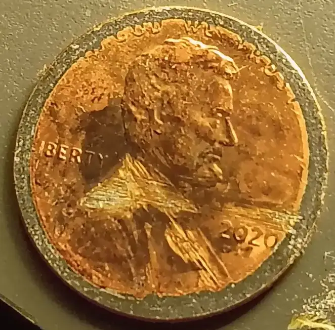 Smooth-2011-D-Penny---Error-Or-Something-Else?