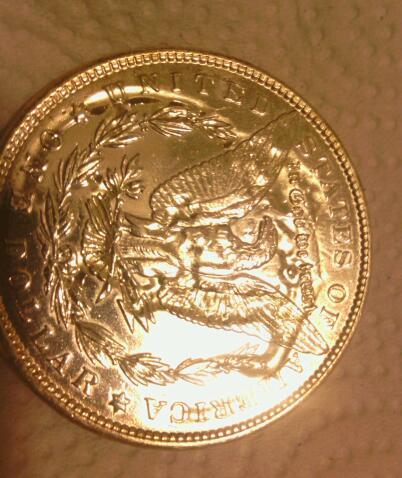 Removing-An-'89-Morgan-From-Bracelet