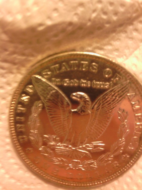 Removing-An-'89-Morgan-From-Bracelet