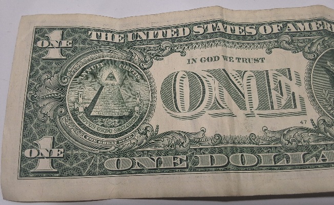 2017-A-Series-One-Dollar-Note-With-7-Green-Ink-Dots-And-A-Low-B
