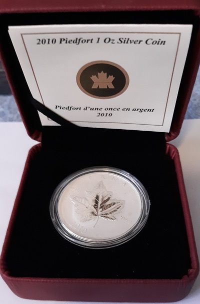 Queen-Elizabeth-II-Memorial-Thread
