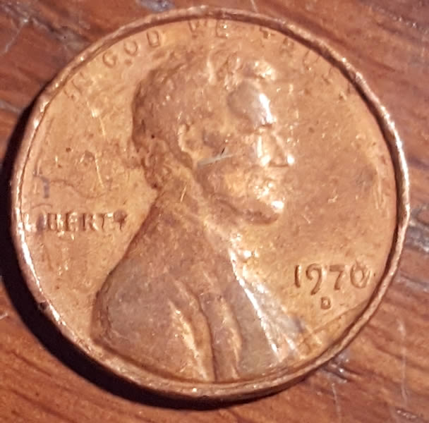 Are-These-Small-Date-Cents-And-Why-Do-They-Look-So-Copper-Colored?