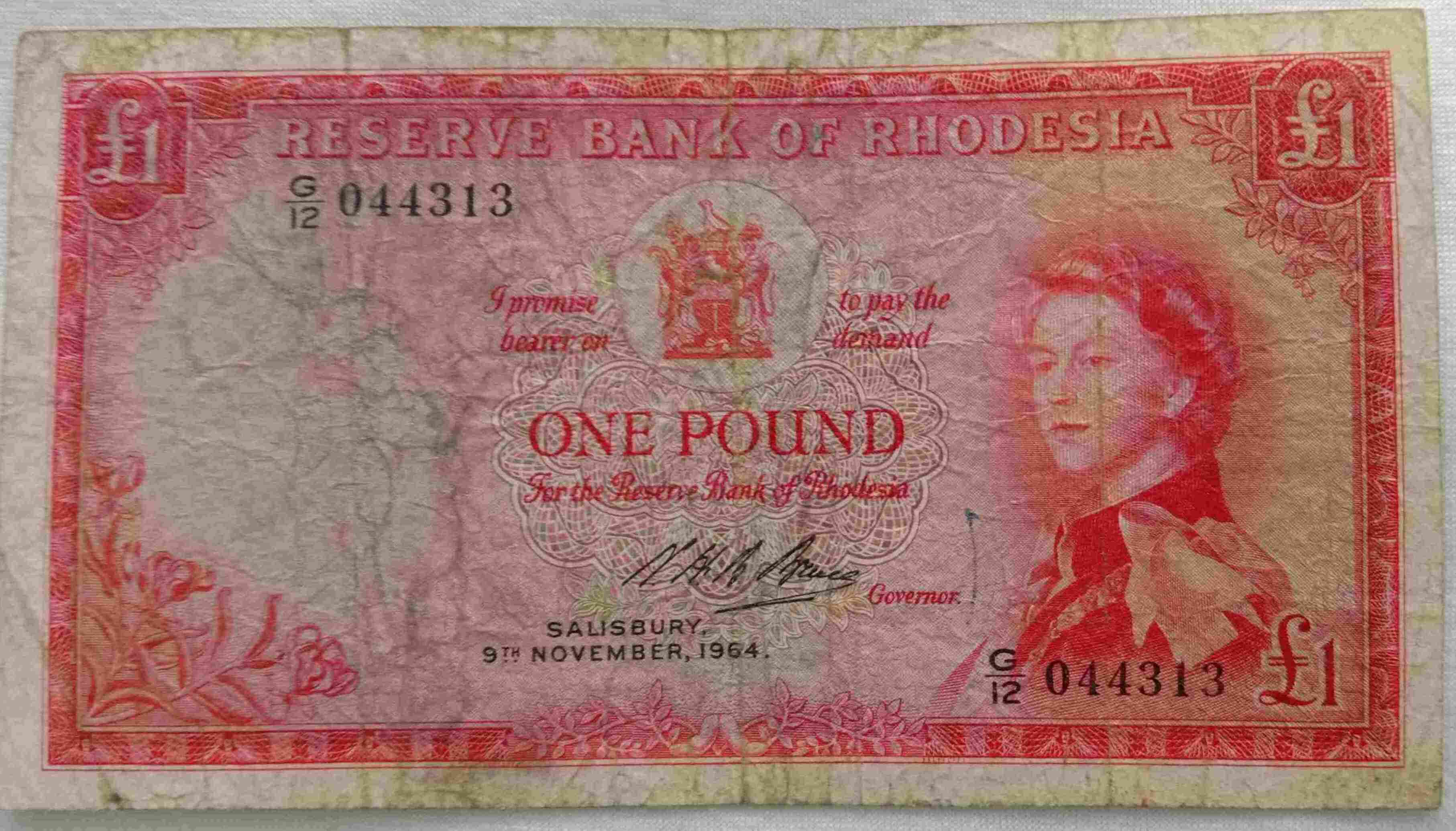 Are-You-A-Queen-Elizabeth-II-Banknote-Collector?-Share-Which-Are-Tough,-What-Ones-You-Need,-Etc.