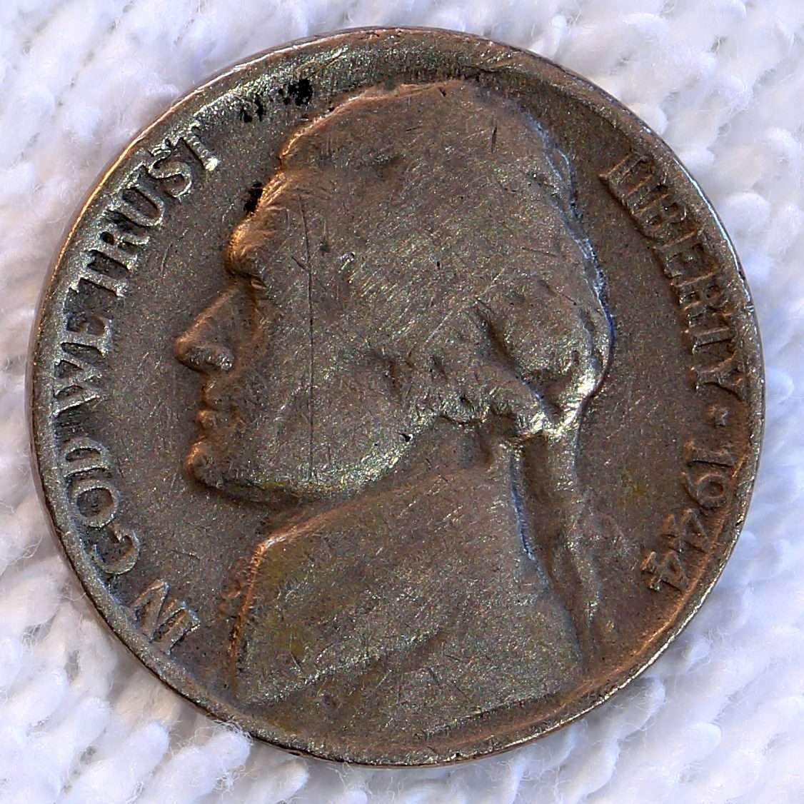An-Authentic,-Genuine-And-Counterfeit-Henning-Nickel.