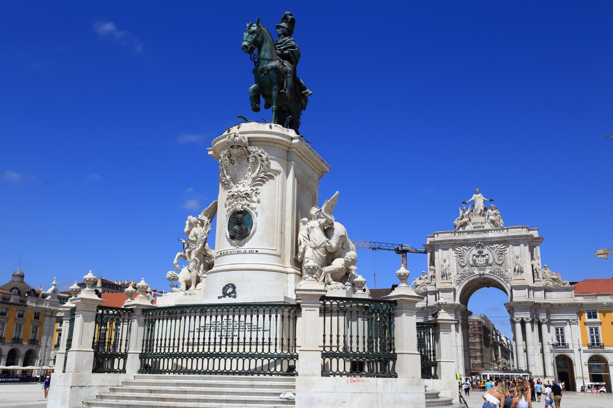 A-Visit-To-The-Museu-De-Dinherio-Or-Money-Museum-In-Lisbon-Portugal