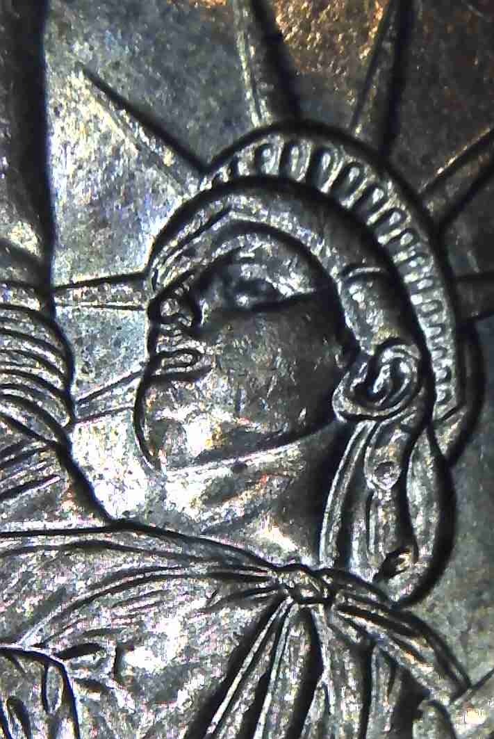 Just-Discovered-This-2011-Golden-Dollar-Doubled-Die-In-My-Collection