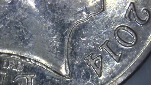 2014-Ten-Pence-Error-Queen's-Necklace