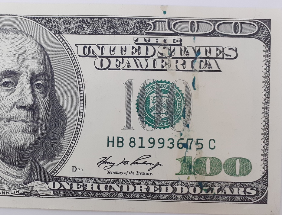 2006-100$-Bill-With-Extra-Green-Paint