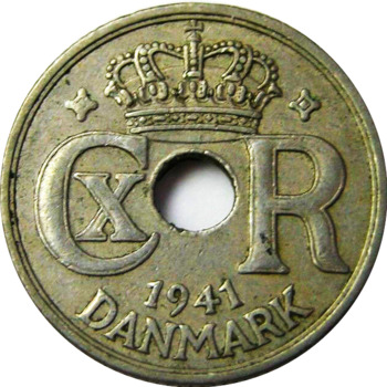 Around-The-World-With-Coins---A-Coin-Geography-Game