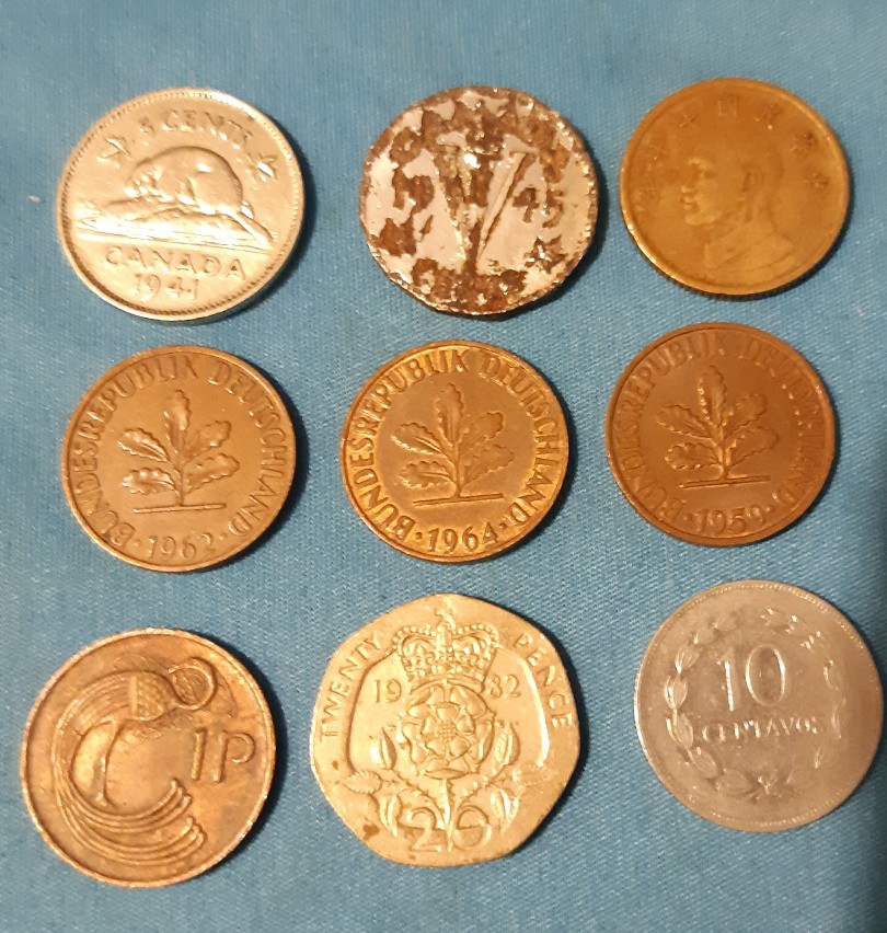 Coinstar-Finds!-Including-Bank-Counters-And-Other-Machines