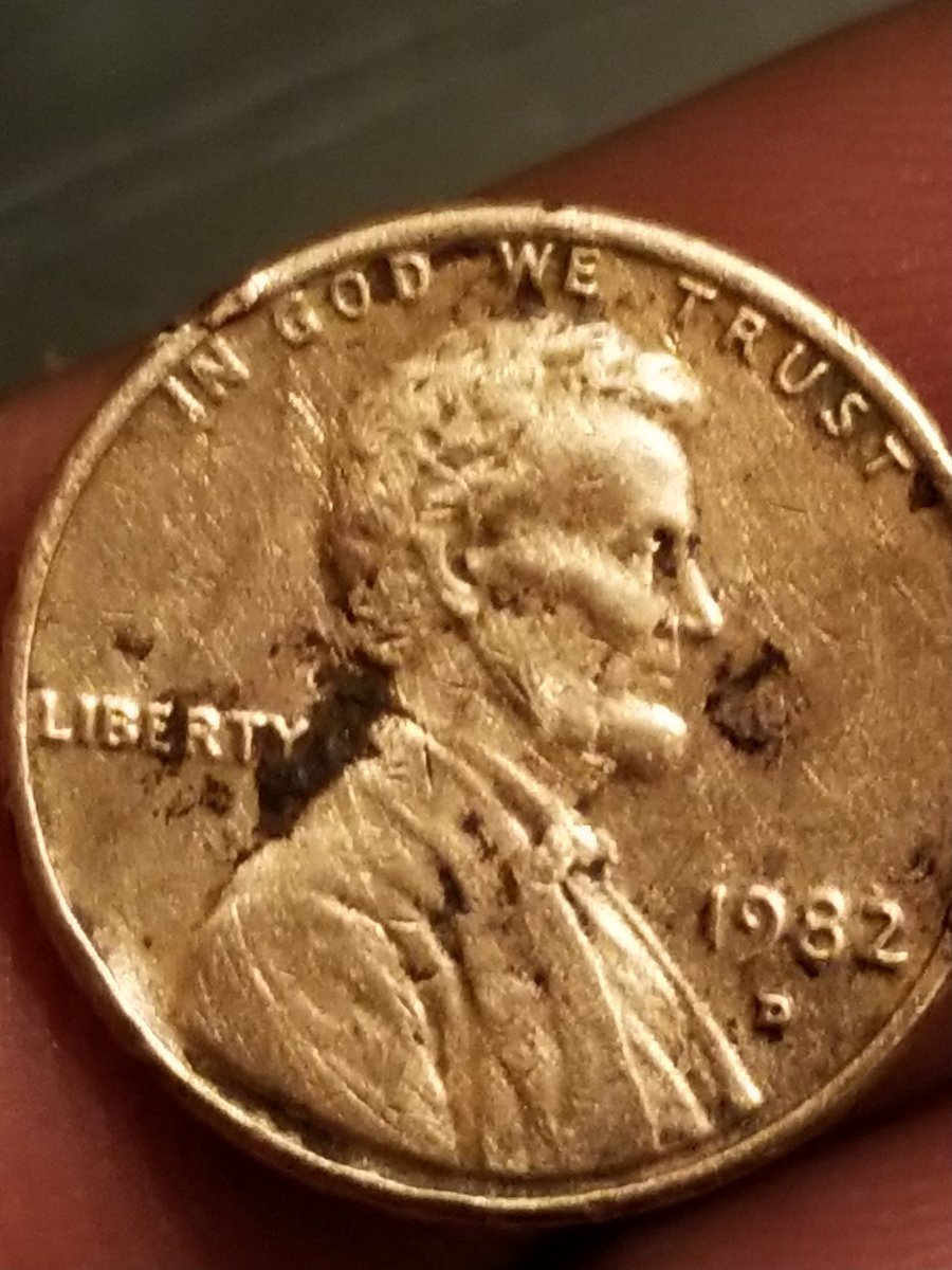 1982-D-Brass-Color-Penny-Is-This-Small-Date-Or-Large?