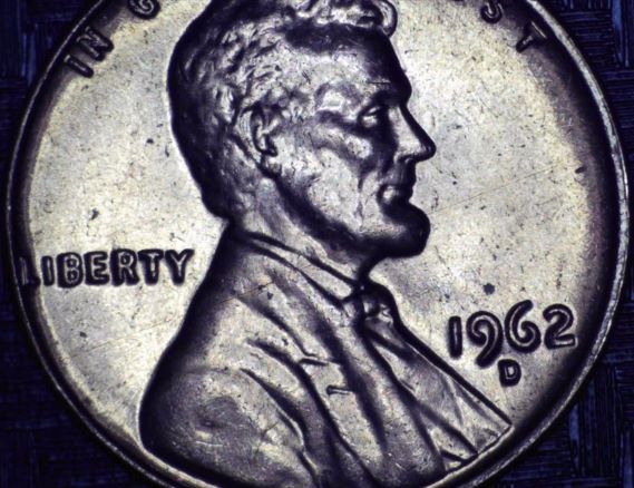 Bisecting-Rim-To-Rim-Die-Crack-Found-In-OBW-Roll-Of-1962-D-Lincoln-Cent
