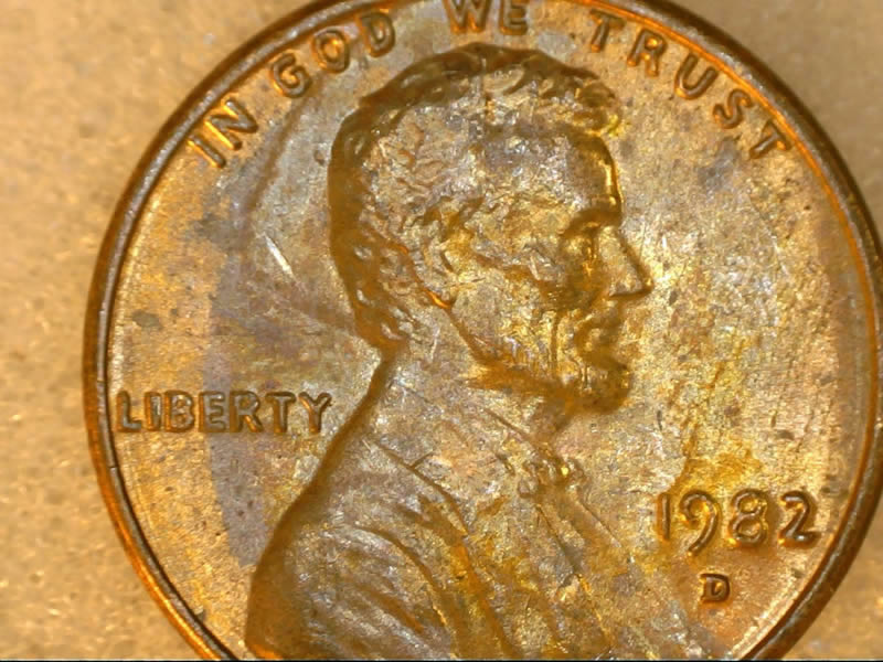 1982-D-Lincoln-Cent-Another-Stamp-Of-Lincoln-Back-Its-Been-Prints-On