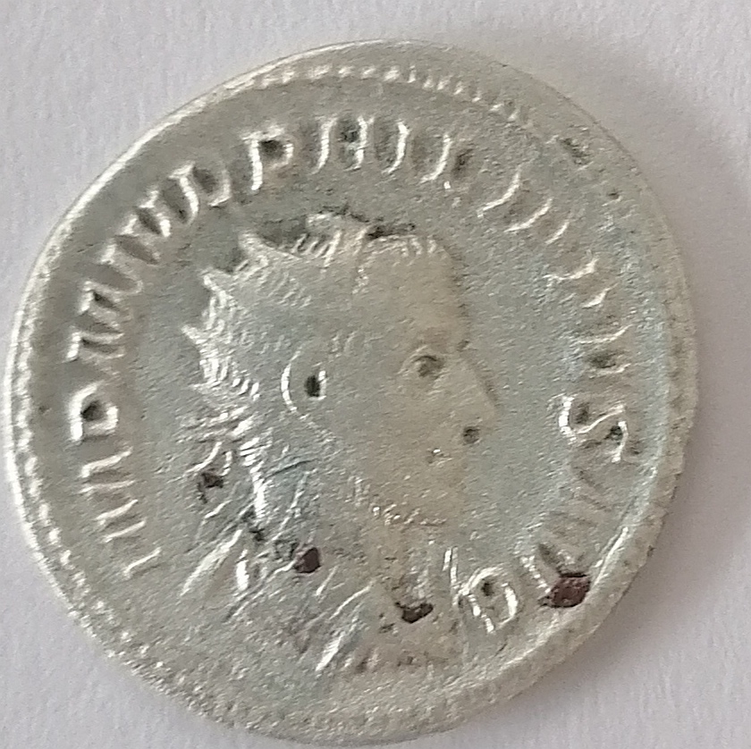 Roman-Antoninianus---Which-Version-Is-Preferable?
