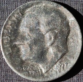 Need-Help-With-Identifying-An-Error-On-A-1977-Dime---Design-Creep?