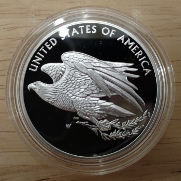 Post-Your-Coins-And-Medals-That-Feature-A-Flag