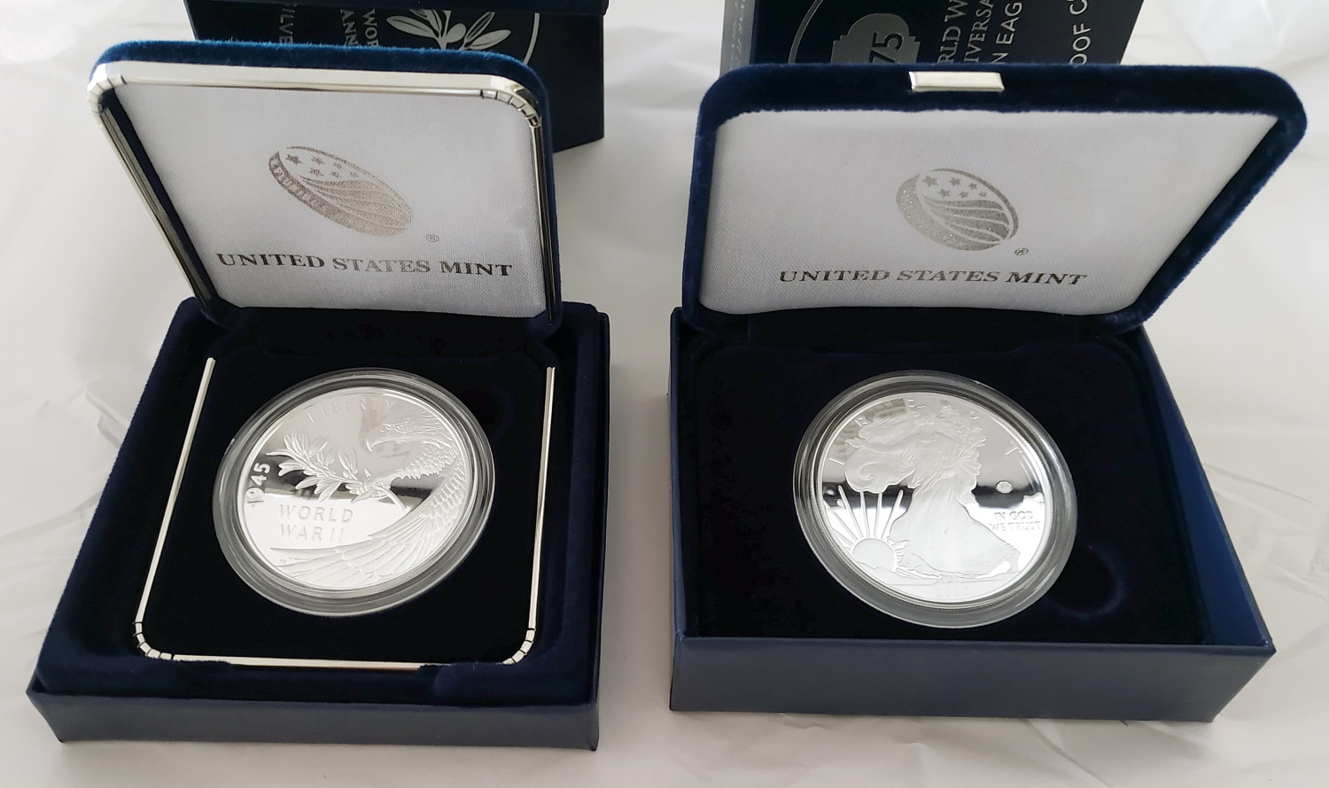 Nov-9th-2020-75th-Anniversary-WWII-Gold-And-Silver-Medals