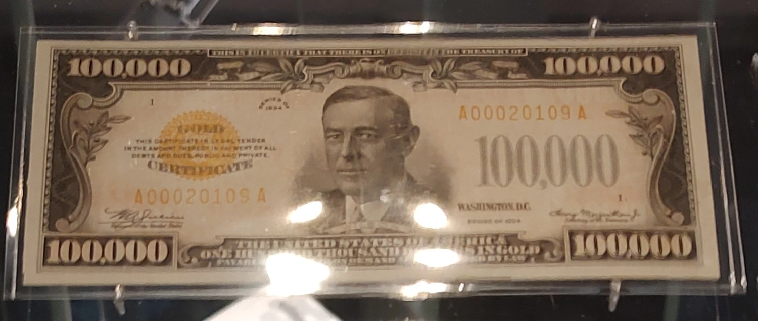 US-Banknotes-At-The-Smithsonian