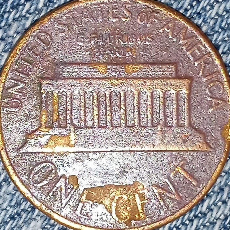 1977-Lincoln-Penny-With-Delamination?