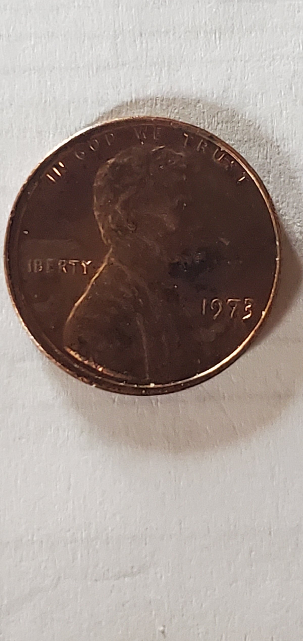 1973-Lincoln-Penny-With-Left-Side-Edge-Thicker.