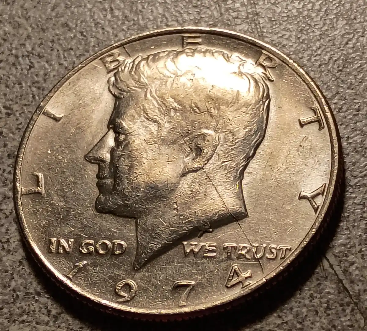 1974-JFK-Half-Dollar-DDO-Die-Crack?