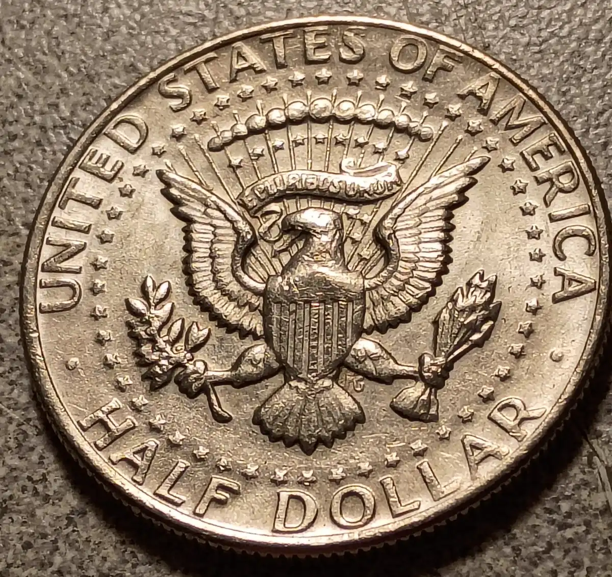 1974-JFK-Half-Dollar-DDO-Die-Crack?