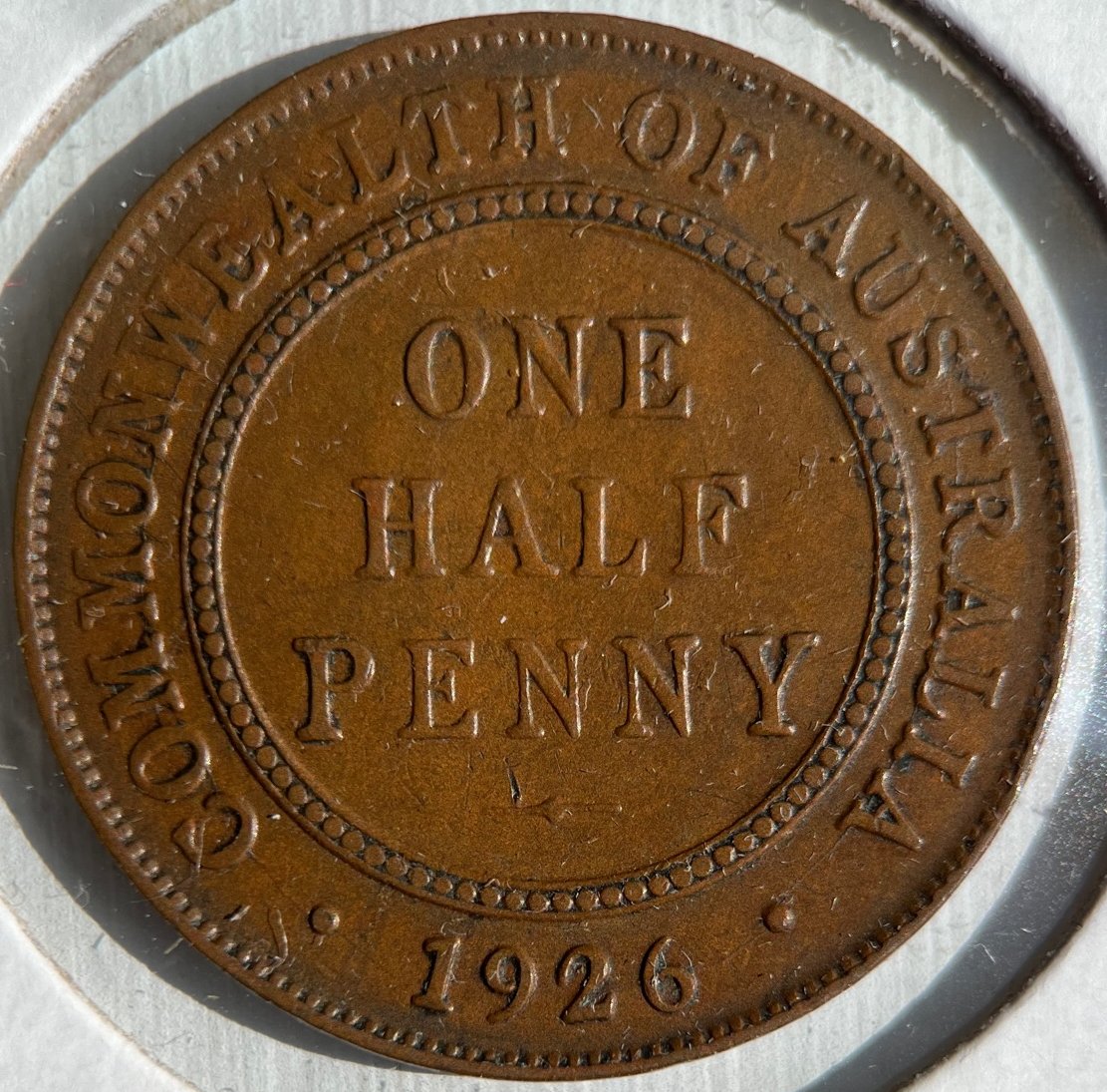 Nice-Circular-Die-Crack-On-Australia-1926-1/2-Penny-To-Share