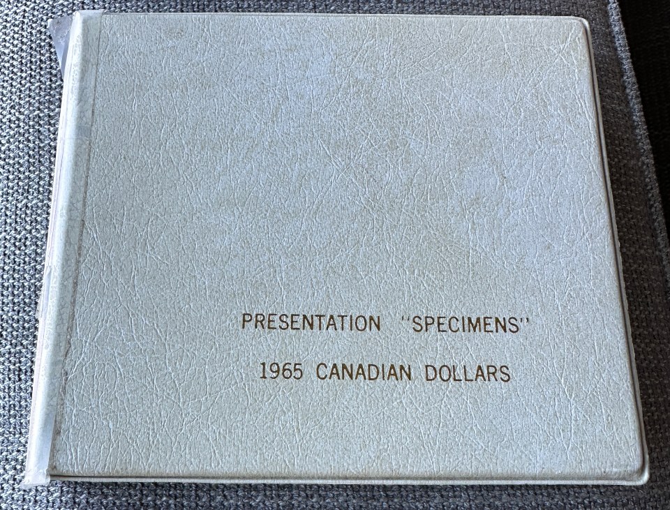 1965-Canadian-Dollar-Specimen-Case