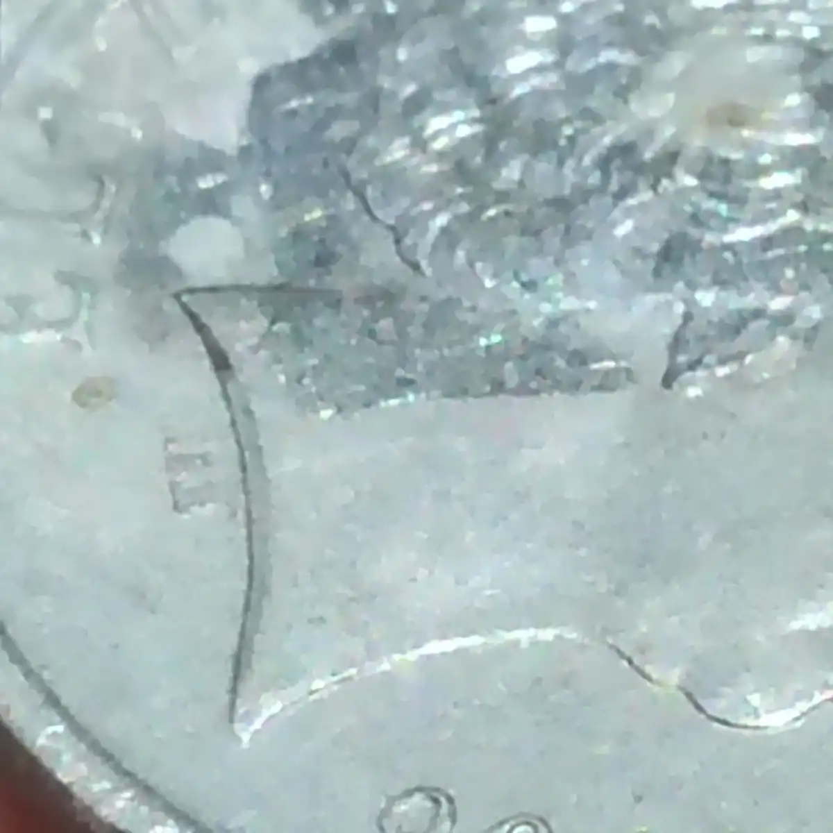 2006-Five-Cent-Coin-With-Multiple-Cracks