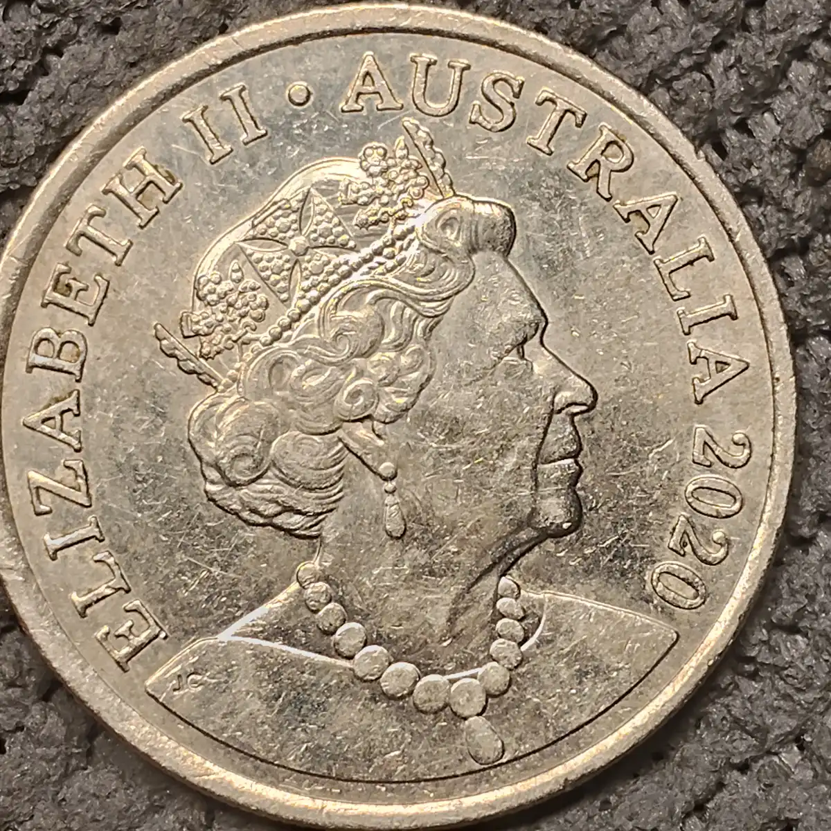 2020-Ten-Cent-Queen-Chin-Cud