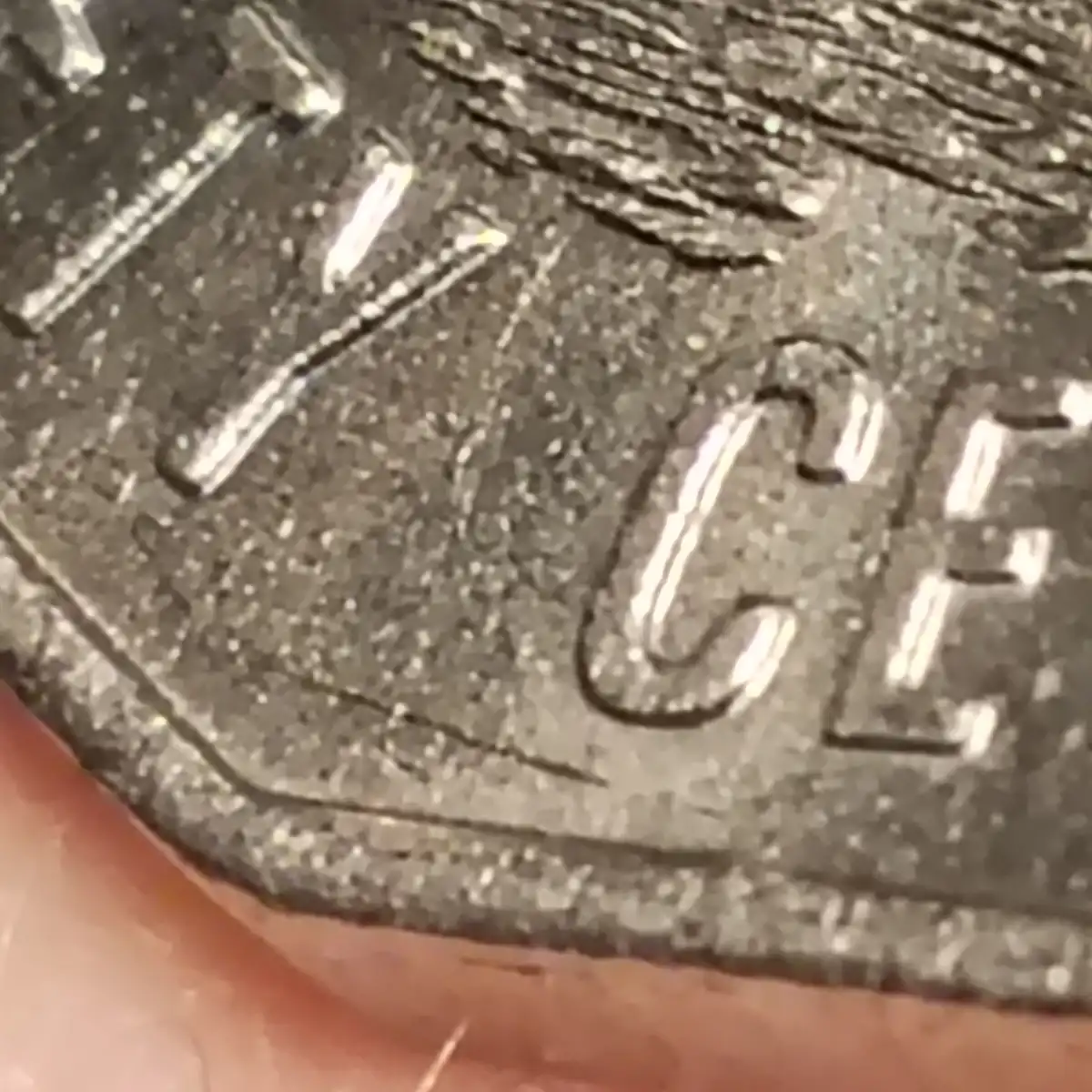 1988-50c-Bicentennial-With-Double-Rim-And-Crack.