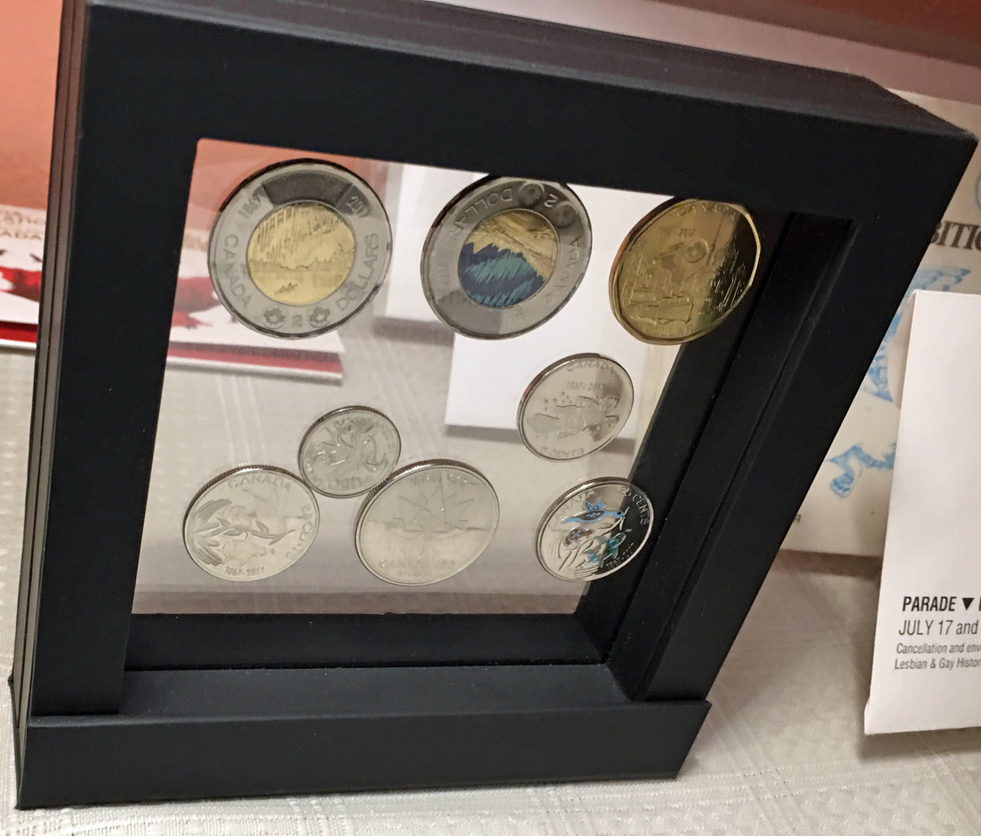 Displaying-Coins-In-Cellophane