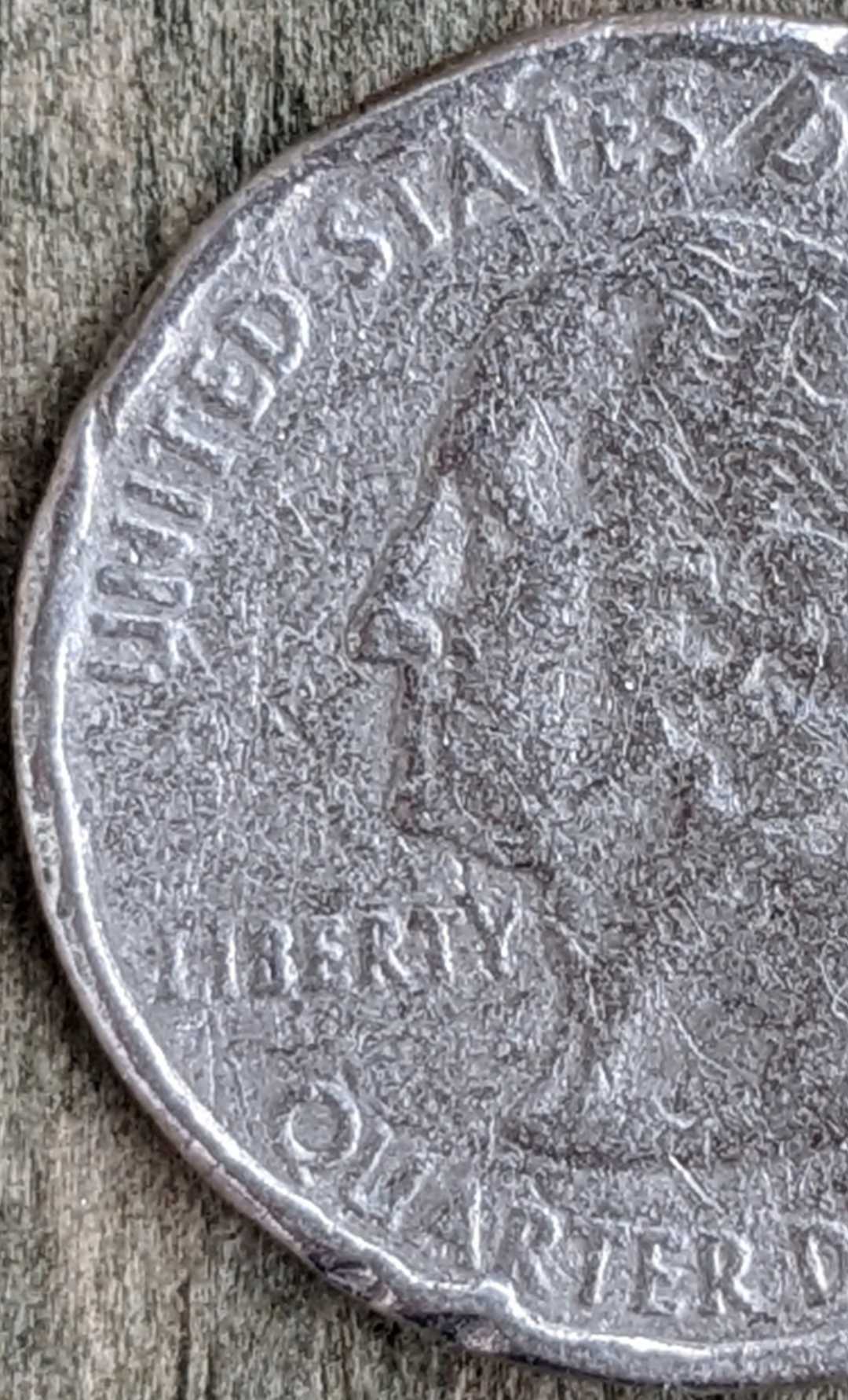 2002-P-Mississippi-Quarter-With-What-Looks-Like-A-Lot-Of-Errors