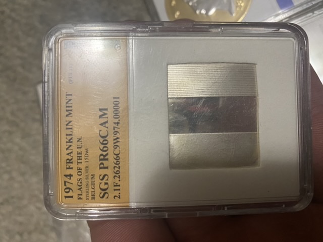 1974-Franklin-Mint-Flags-Of-The-U.n.