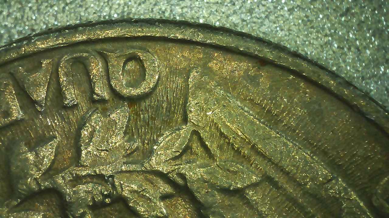 1983-P-Quarter-With-Weird-Cracking