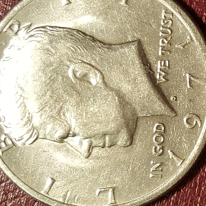 1971-D-Kennedy-Half-Dollar-Dropped-Letters/Ribbon