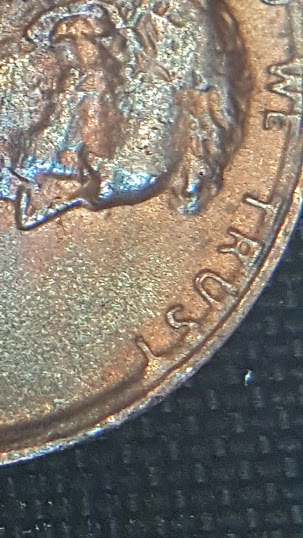 1983-Lincoln-Coin-With-A-Special-Edge