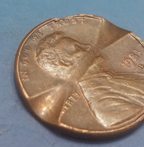 1981-D-Possible-Rolling-Indentation-Witt-Bowtie-Web-Scrap?