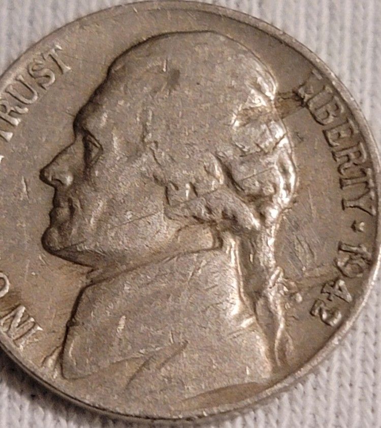 1942-D-Nickel-Major-Die-Break?