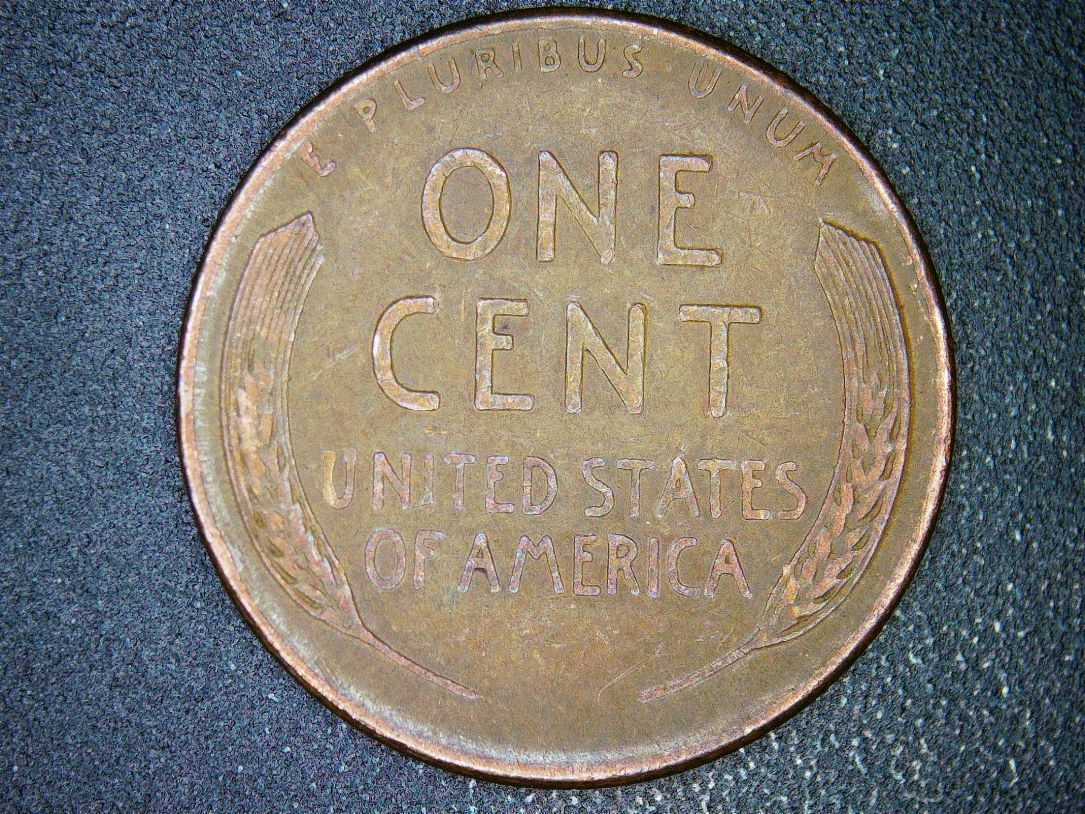 1949-Wheat-Penny.-Is-That-An-E-Stamped-On-The-Rim?
