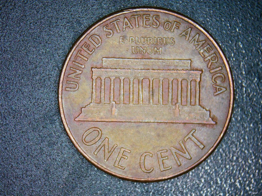 1962-Lincoln-Memorial-Penny.-Die-Scratches-?